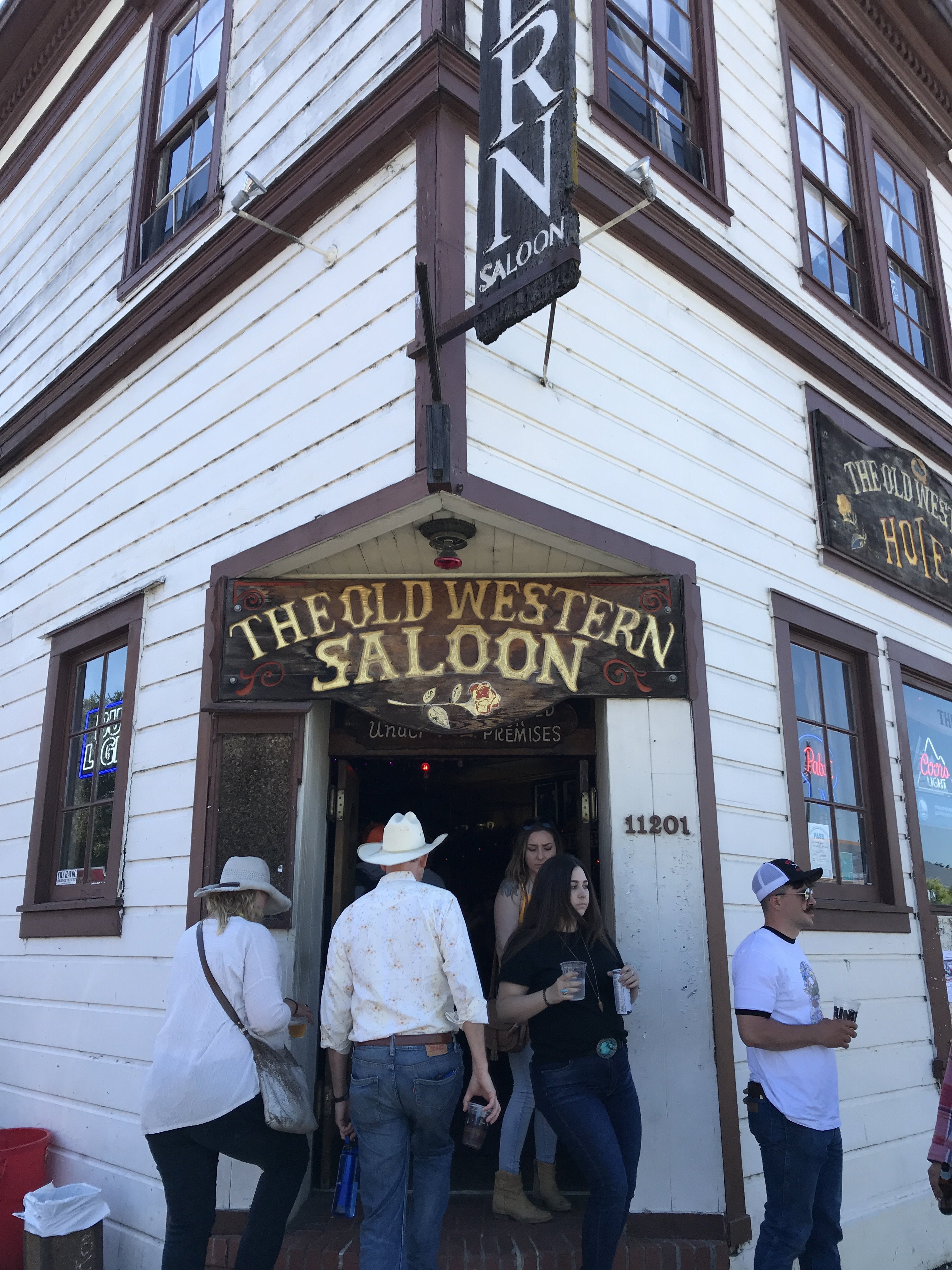 saloon motorcycle tour in the wild west california